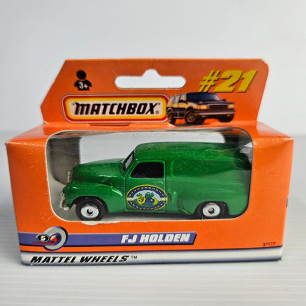 Matchbox No. 21 green FJ Holden Panel Van 1:58 diecast model in original box