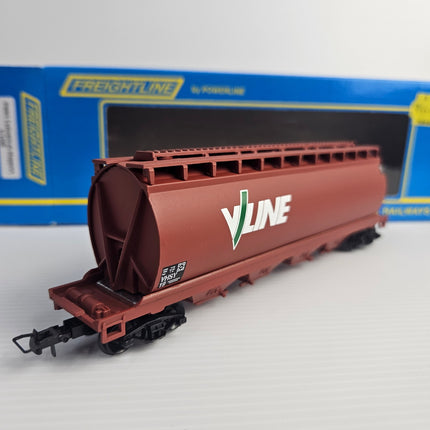Powerline P604 V/Line HO scale cylindrical hopper, front three-quarter view