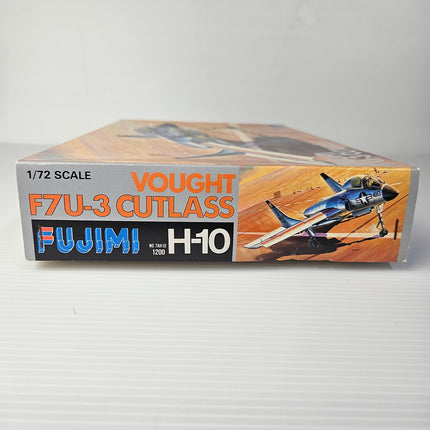 Side of Fujimi H-10 Vought F7U-3 Cutlass 1:72 model kit box