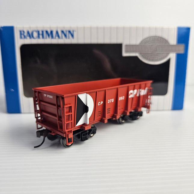 Bachmann HO CP Rail Multimark ore car, side view