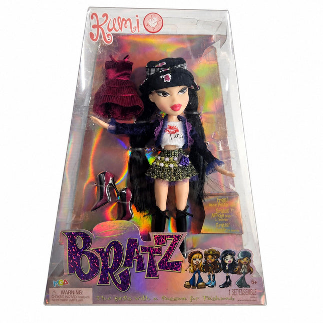 Bratz Original Fashion Kumi 2022 doll in holographic packaging with fashions and accessories
