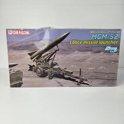 Dragon 1:35 MGM-52 Lance Missile with Launcher kit 3600 front box