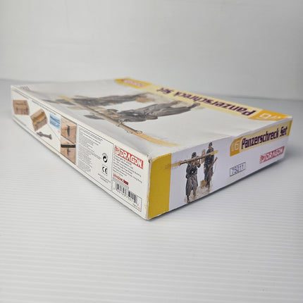 Dragon 1:6 Panzerschreck Set original box rear angle