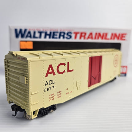 Walthers Trainline HO Atlantic Coast Line ACL 28771 boxcar, three-quarter view.